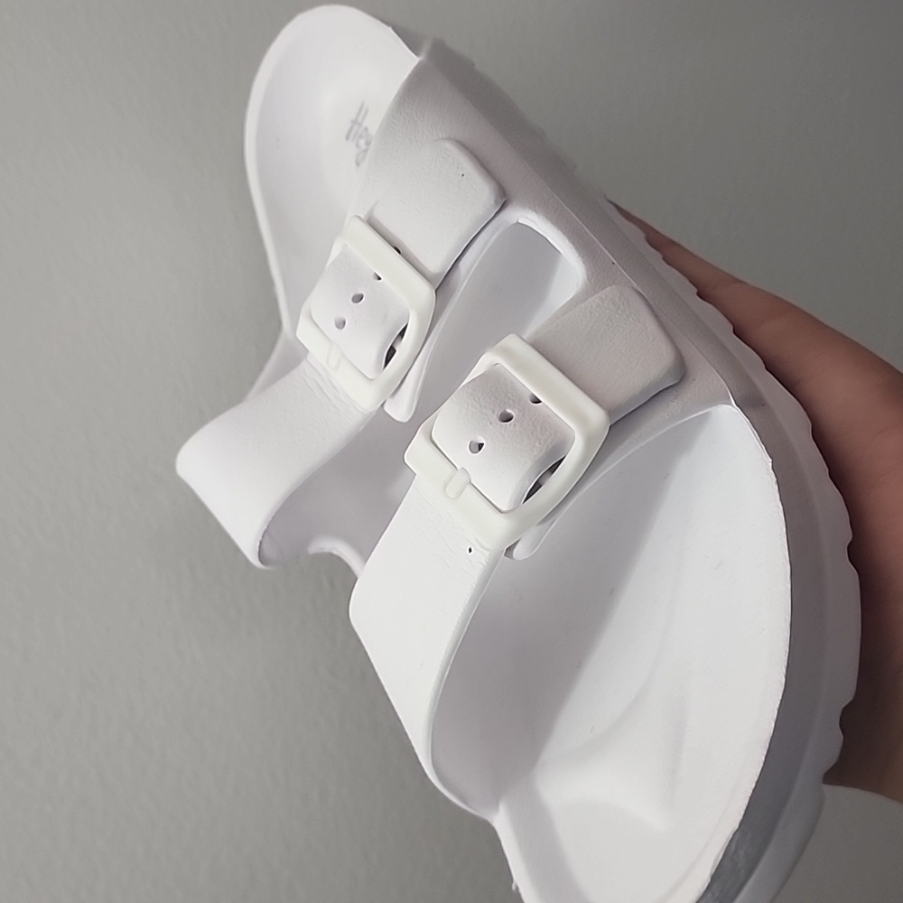 Corky's Slides White BRAND NEW